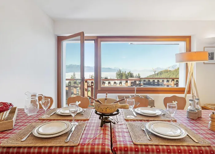 Les Aiguilles Vertes Rez Inferieur By Interhome كرانز مونتانا