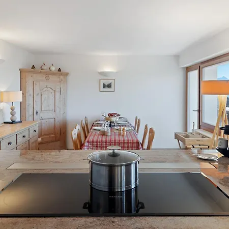Lejlighed Les Aiguilles Vertes Rez Inferieur By Interhome Crans-Montana